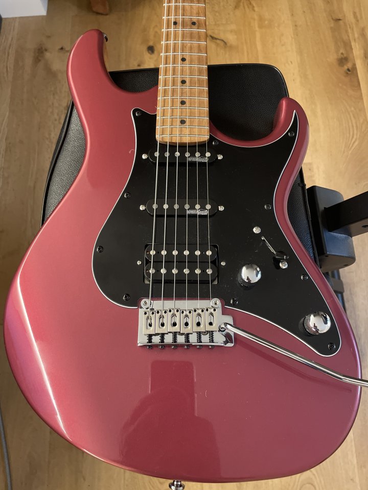 Cort G250 SE de segunda mano · Foto 1 de 5 · Gipuzkoa · 200 €