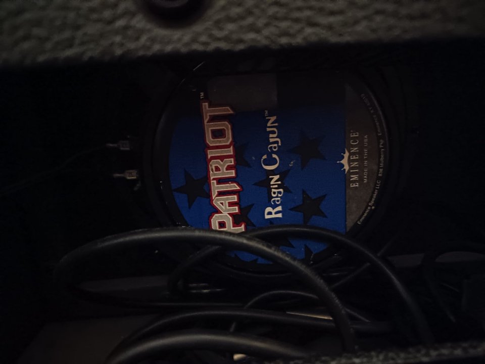 Fender Super Champ X2 con altavoz Eminence Patriot Ragin Cajun