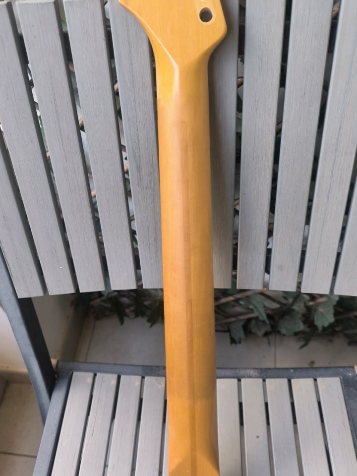 Mastil Allparts Relicado Nitro vintage ¡Envío incluido! de segunda mano · Foto 5 de 8 · Murcia · 250 €