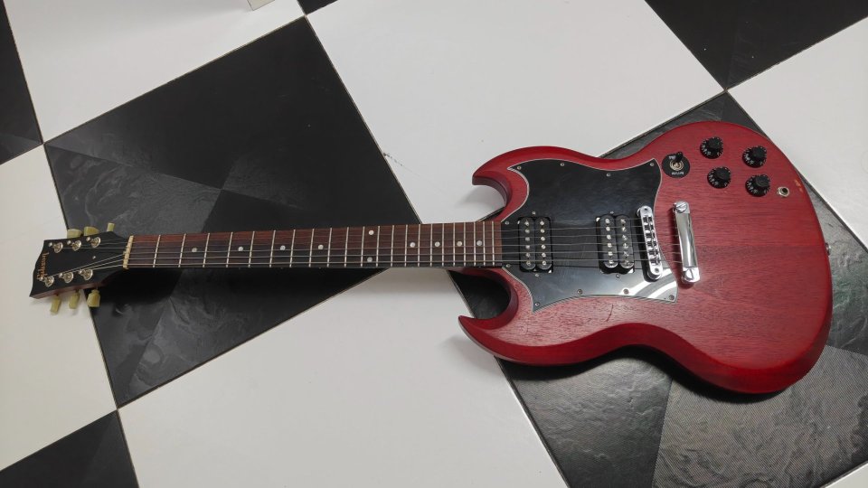 Gibson SG Special Faded 2016 de segunda mano · Foto 1 de 8 · Bizkaia · 750 €