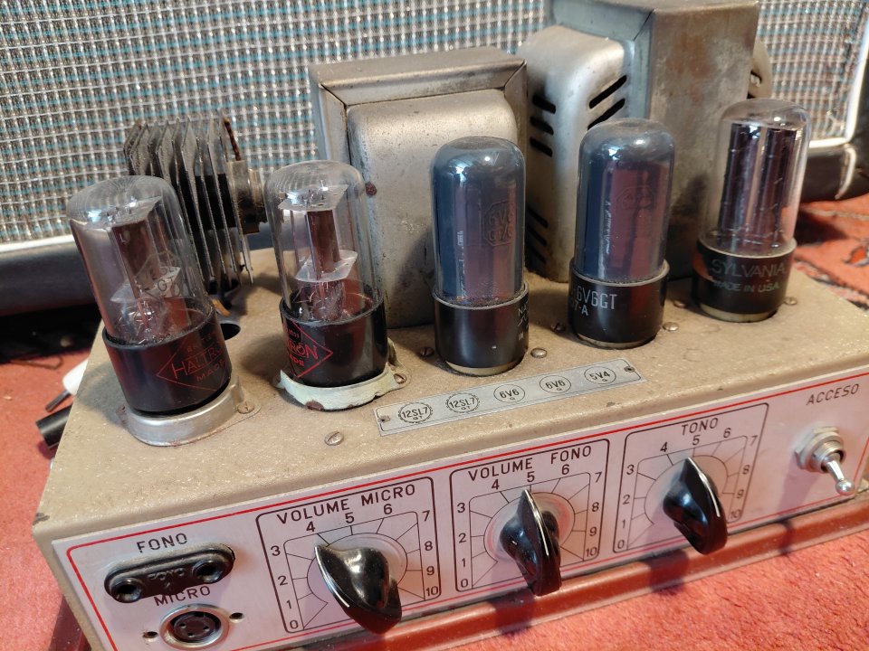 Amplififcador a valvulas geloso g213a años 50 - Para reparar