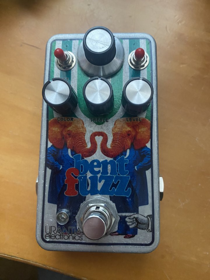 Urantia Electronics Bent Fuzz