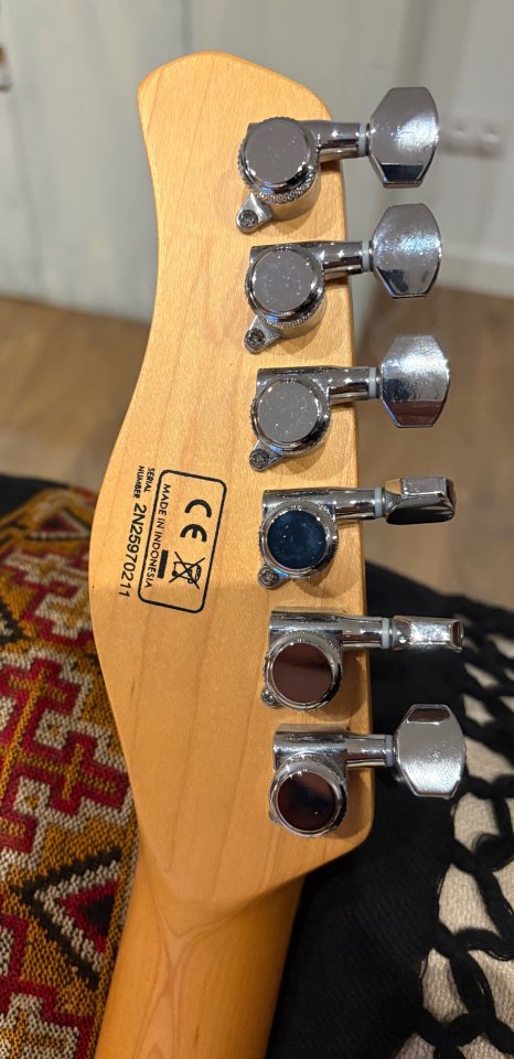 Guitarra Sire M7TM P90 pink, no cambios. Vendo para financiar nuevo instrumento.