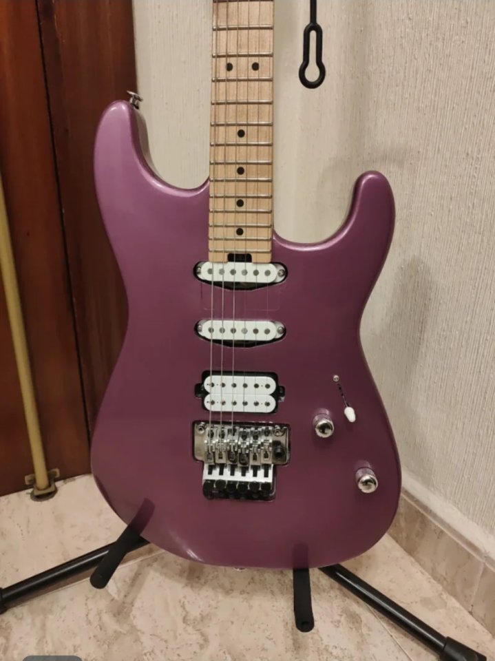 Charvel San Dimas Pastillas bare knuckle de segunda mano · Foto 1 de 6 · Navarra · 650 €