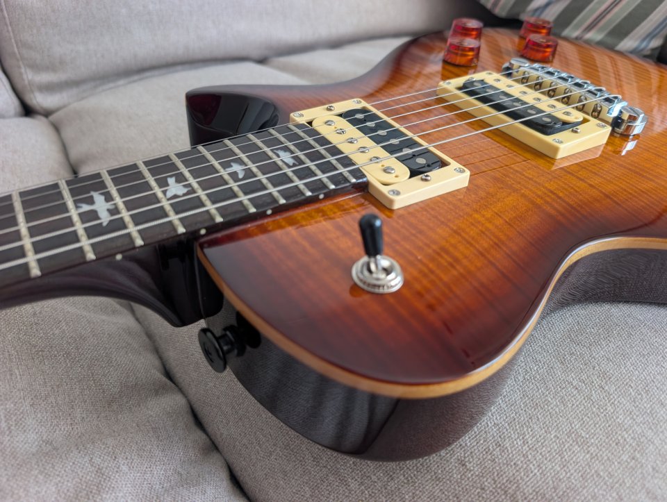 PRS SE 245 de segunda mano · Foto 1 de 10 · Alicante · 490 €