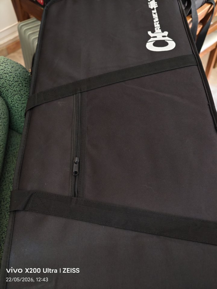 Charvel GigBag Guitar de segunda mano · Foto 2 de 7 · Sevilla · 60 €