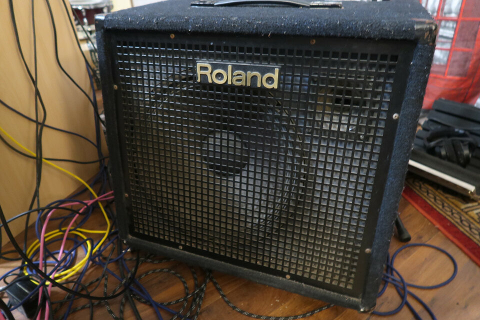 Amplificador de Teclado KC-500. Estereo. 180 wat.