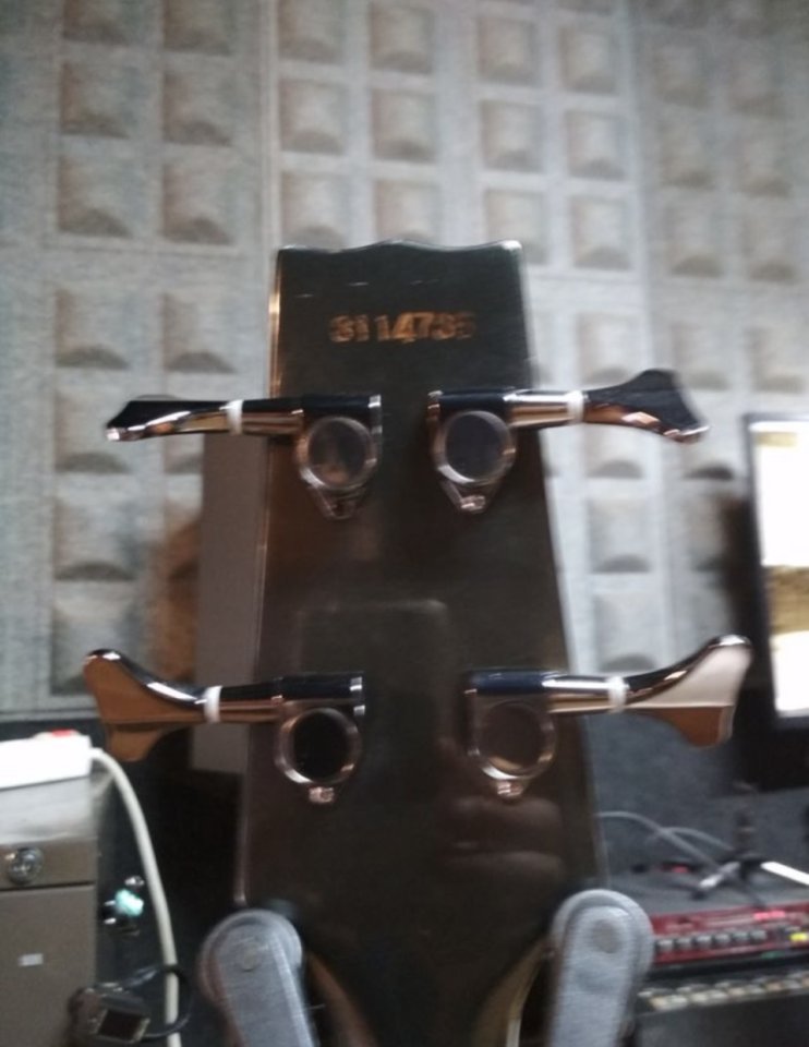 Bajo Westone Thunder || Japon 1983