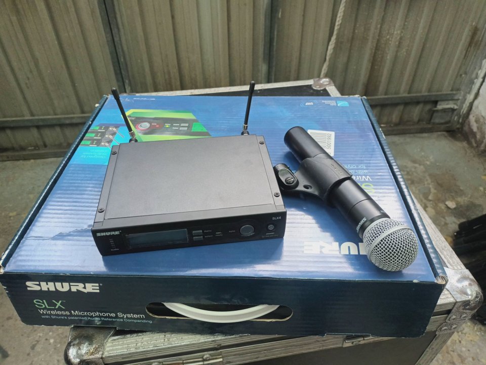 Microfono inalambrico SHURE SM58