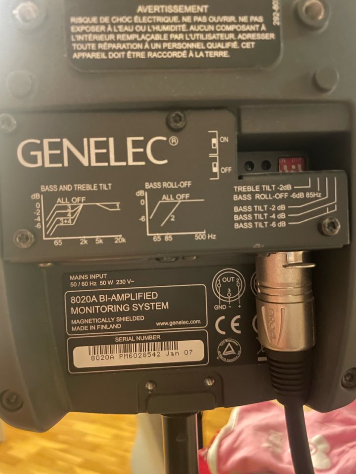 Genelec 8020A (Pareja) de segunda mano · Foto 3 de 3 · Madrid · 499 €