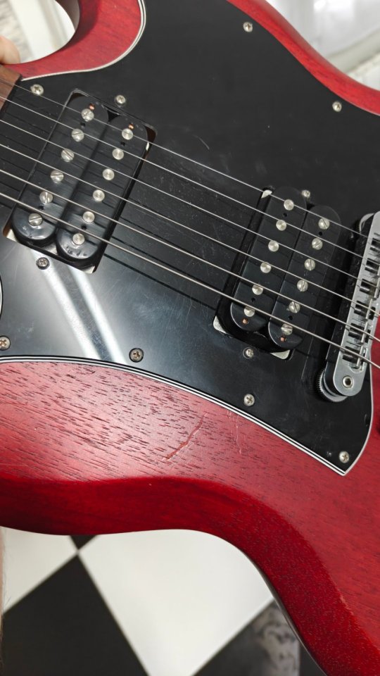 Gibson SG Special Faded 2016 de segunda mano · Foto 6 de 8 · Bizkaia · 750 €