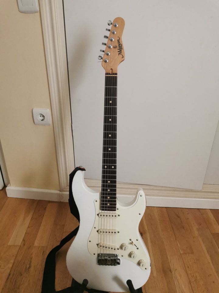 MELANCON CLASSIC ARTIST de segunda mano · Foto 1 de 3 · Badajoz · 1800 €