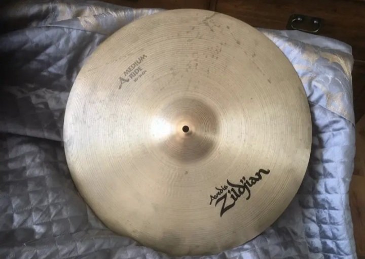 zildjian avedis A medium ride 20