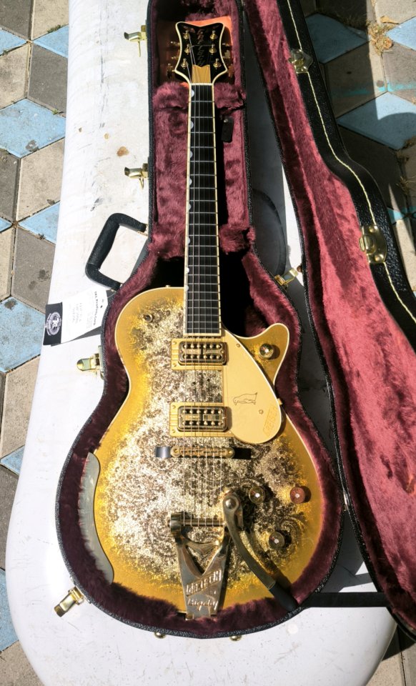 Gretsch G6134TG Paisley Gold Penguin Ltd. ¡Como nueva y envío incluido! de segunda mano · Foto 1 de 8 · Murcia · 2800 €