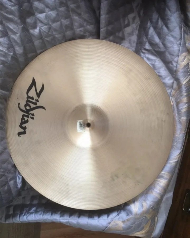 zildjian avedis A medium ride 20