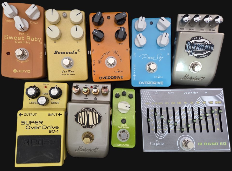 Lote de 8 Pedales de Guitarra (Marshall, Joyo, Caline, Mooer)