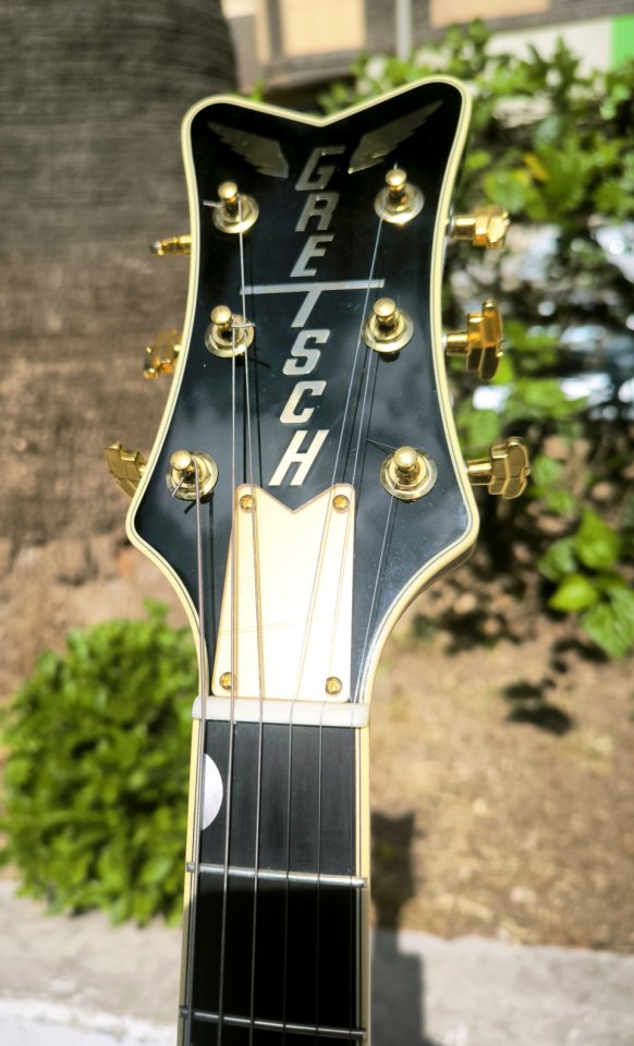 Gretsch G6134TG Paisley Gold Penguin Ltd. ¡Como nueva y envío incluido! de segunda mano · Foto 3 de 8 · Murcia · 2800 €