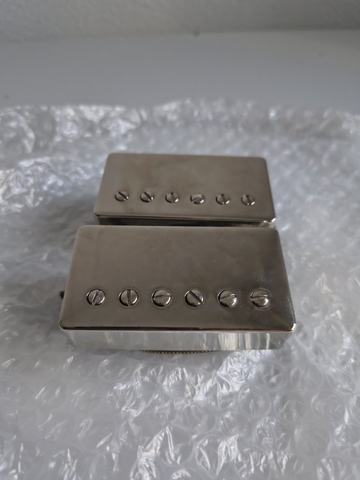 Burstbucker 1 y 2 de segunda mano · Foto 2 de 2 · Cádiz · 195 €