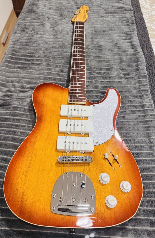 Vintage REVO Series Trio de segunda mano · Foto 1 de 9 · SC Tenerife · 350 €