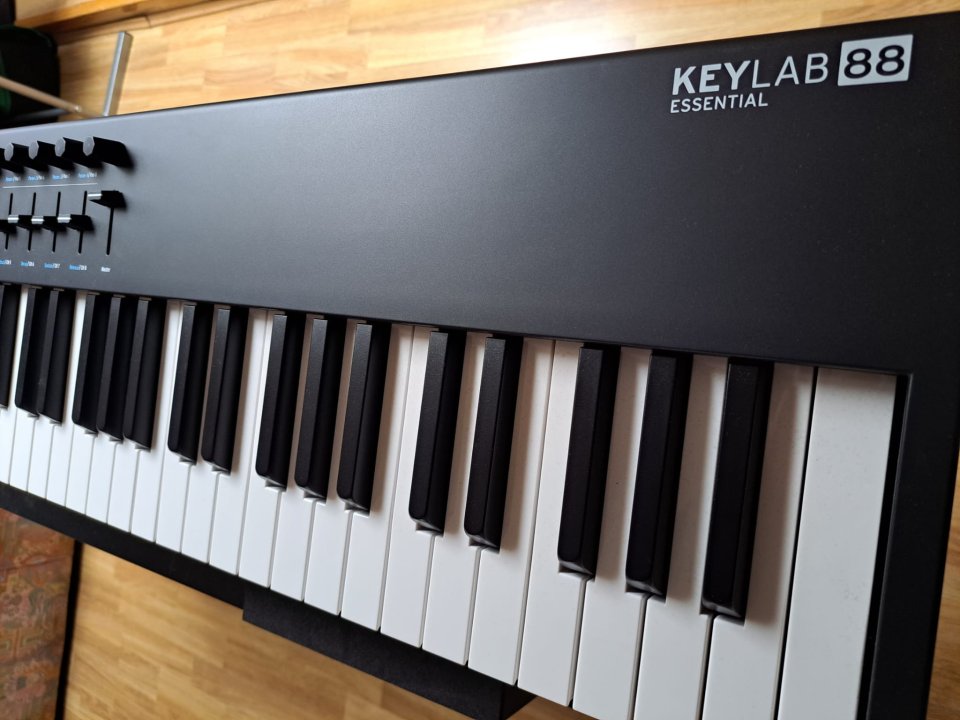 Vendo Teclado MIDI Arturia Keylab 88