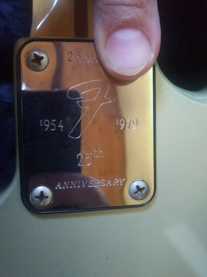 Fender stratocaster 25 aniversario de 1979