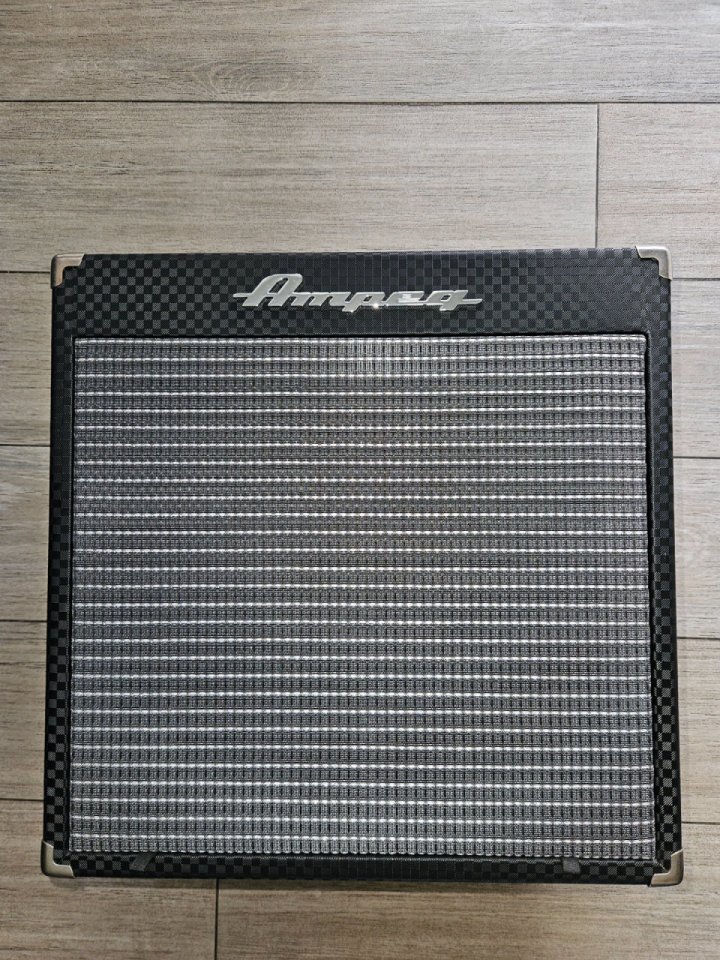 Ampeg rocket rb108 de segunda mano · Foto 1 de 3 · Sevilla · 120 €