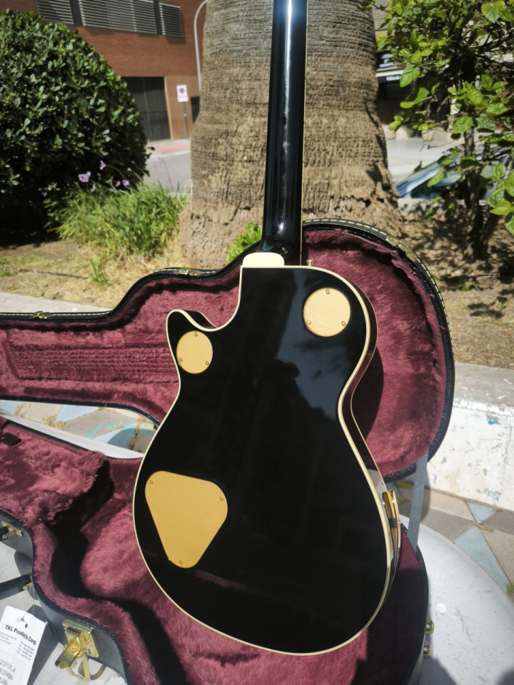 Gretsch G6134TG Paisley Gold Penguin Ltd. ¡Como nueva y envío incluido! de segunda mano · Foto 6 de 8 · Murcia · 2800 €