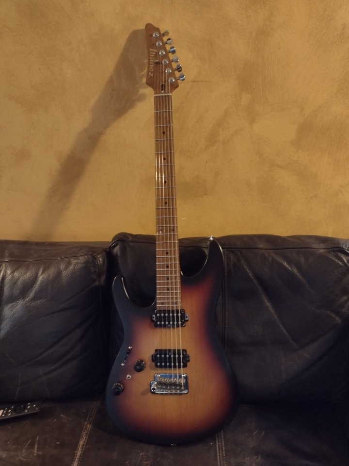 Ibanez AZ2402L-TFF Prestige zurda 2020  - Tri Fade Burst Flat