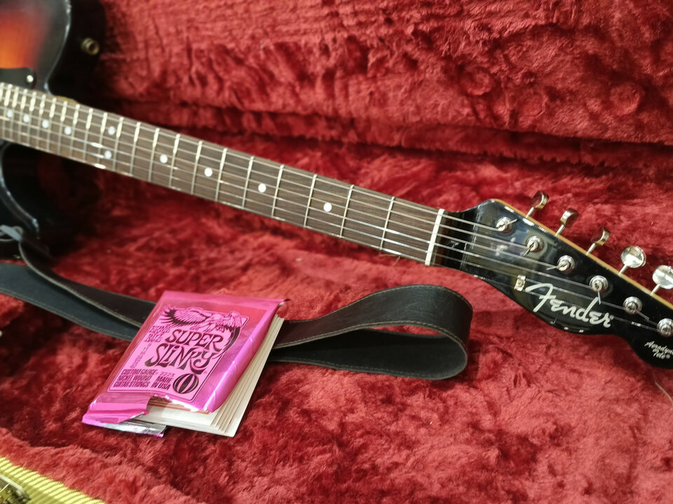 TELECASTER Cuerpo MJT Thinline relic usa + Mástil Fender japan.