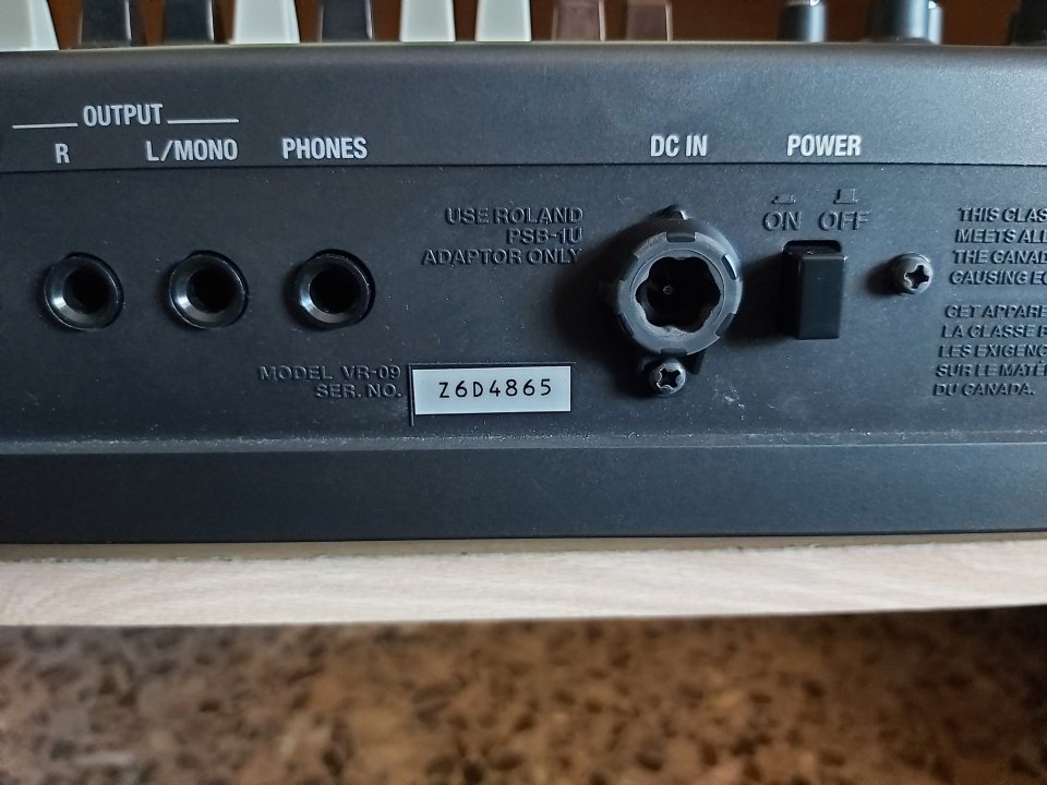 Roland V-Combo VR-09