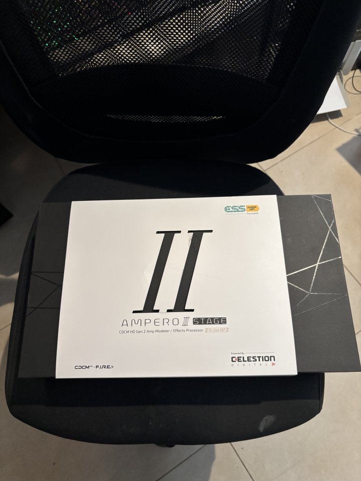Hotone Ampero II stage de segunda mano · Foto 6 de 6 · Girona · 450 €