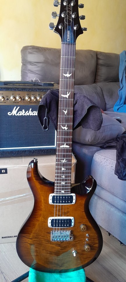 PRS S2 Custom 24-08 Black Amber de segunda mano · Foto 1 de 5 · Madrid · 2000 €