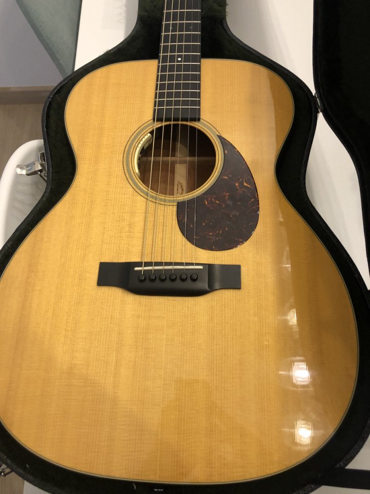Martin OM18-E