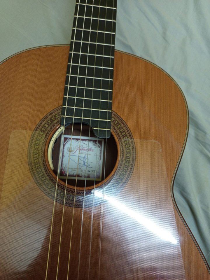Guitarra Prudencio Sáez modelo 6 ps en perfecto estado