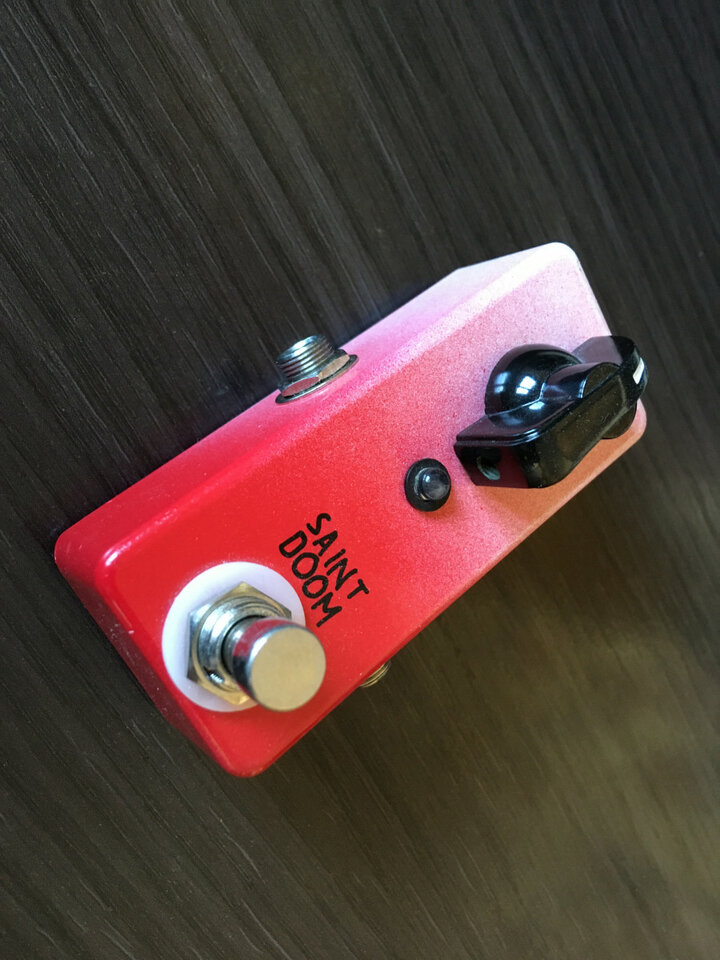 Vein-Tap SAINT DOOM fuzz pedal
