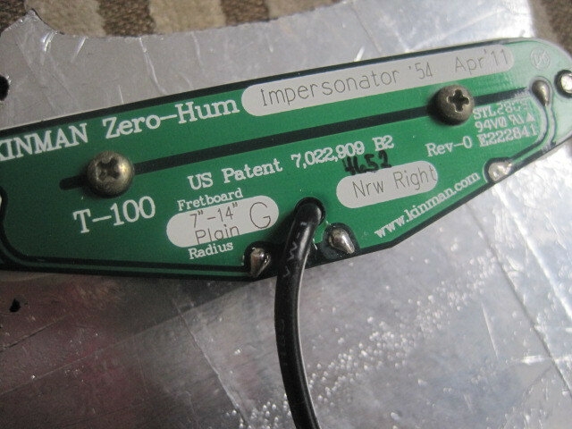 Golpeador cargado Kinman Hank Marvin Impersonator 54