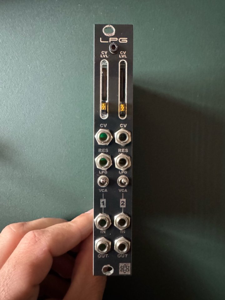 Synthrotek LPG de segunda mano · Foto 1 de 2 · Barcelona · 140 €