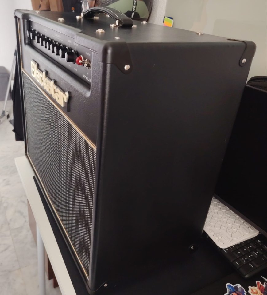 Amplificador a válvulas Blackstar HT Club 40 (MkI) de segunda mano · Foto 3 de 6 · Granada · 400 €