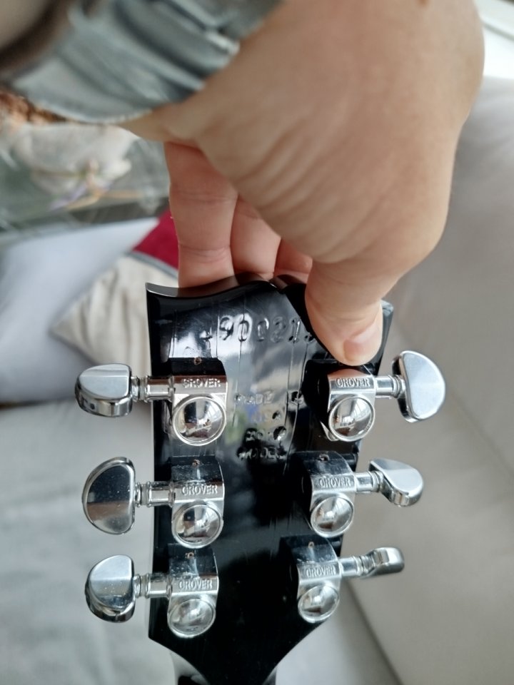 Gibson Les Paul Studio ebony de segunda mano · Foto 3 de 10 · Bizkaia · 990 €