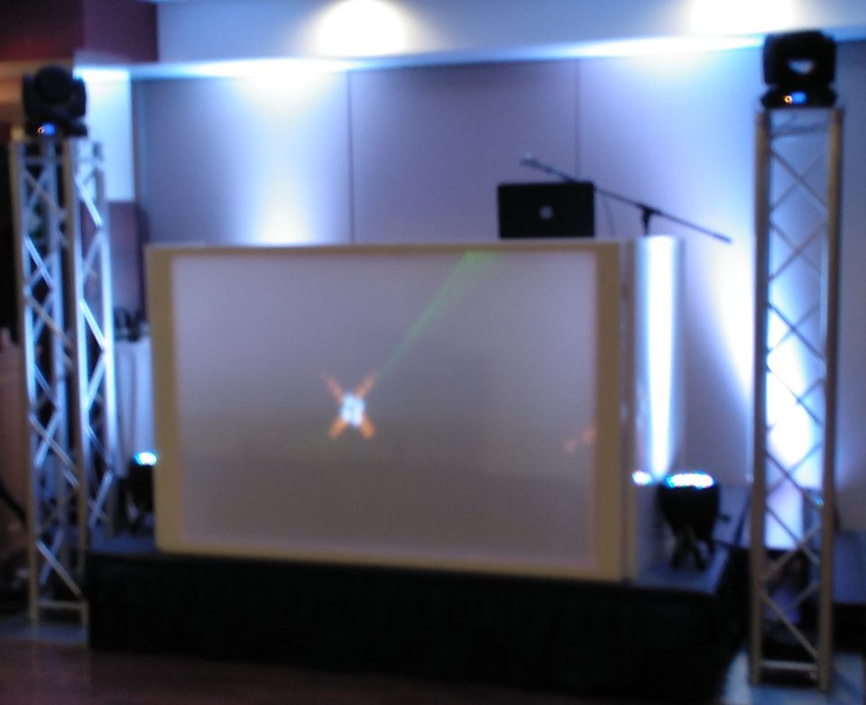 PARABANES CABINA DJ.