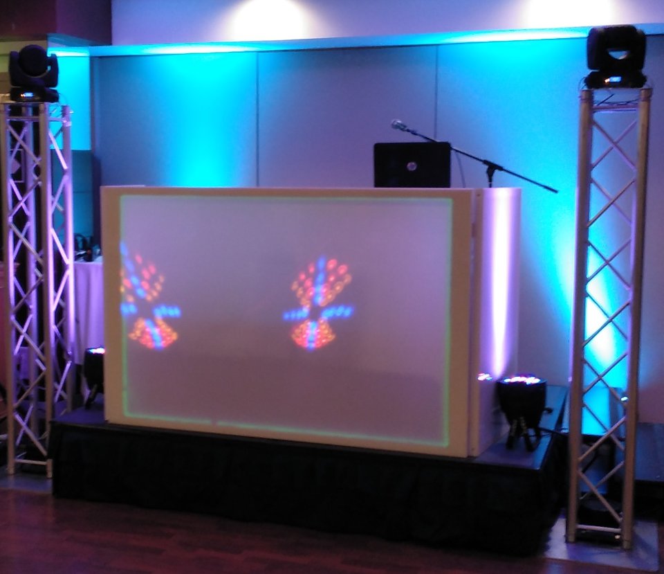 PARABANES CABINA DJ.