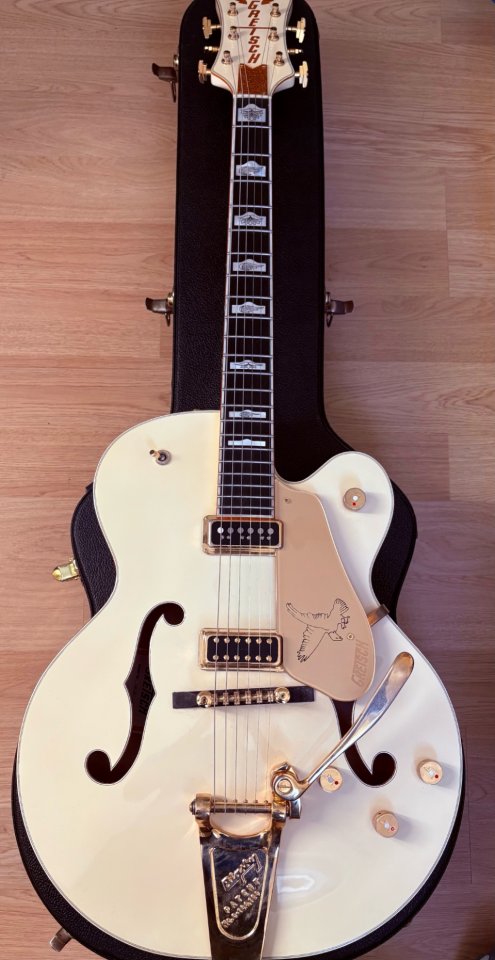Gretsch White Falcon
