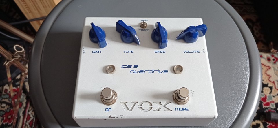 Vox Ice overdrive de segunda mano · A Coruña · 90 €