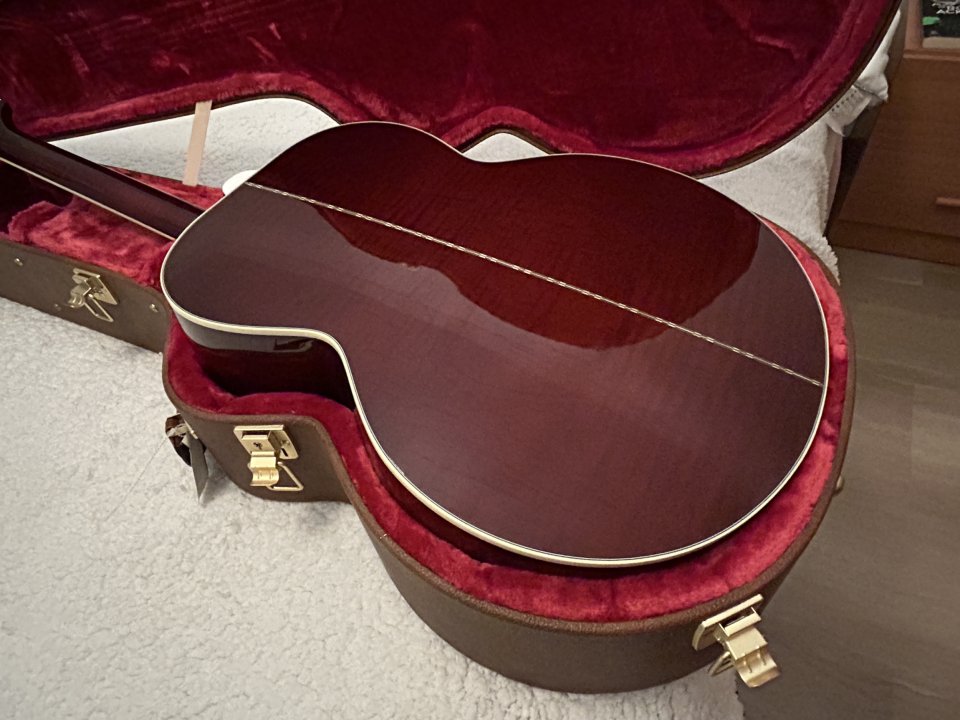 Gibson SJ-200 Autumn Burst de segunda mano · Foto 9 de 10 · Granada · 3200 €