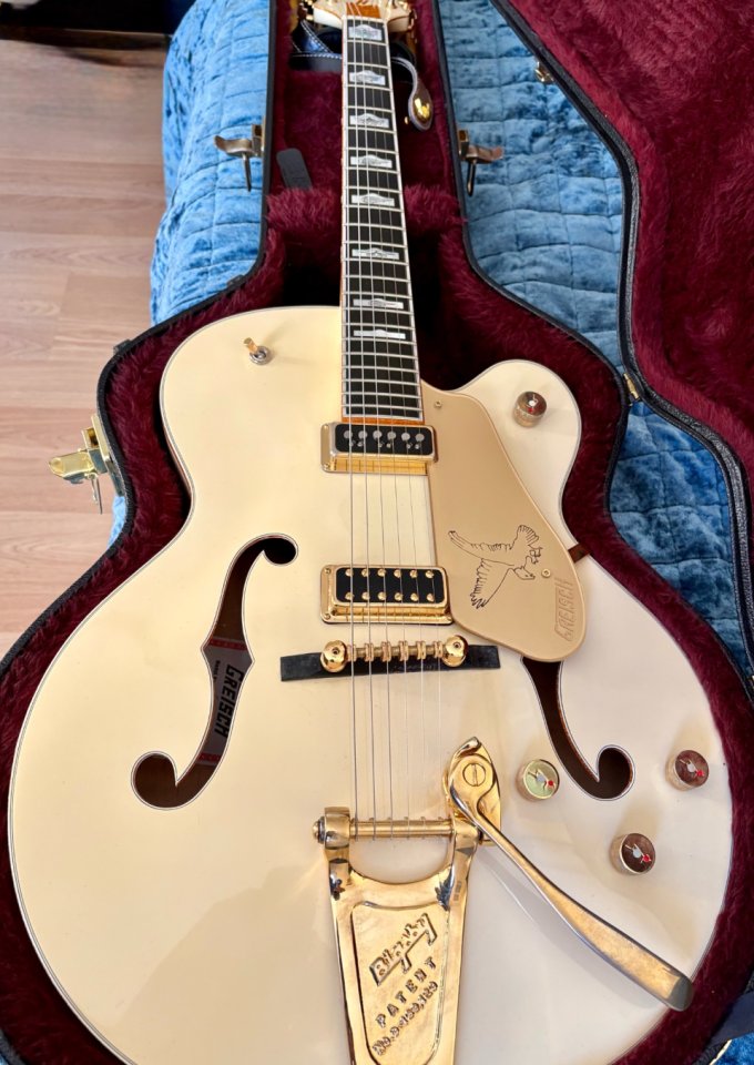 Gretsch White Falcon