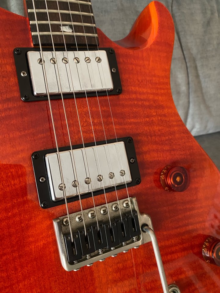 PRS SE Custom 24 Korea de segunda mano · Foto 6 de 9 · Madrid · 475 €