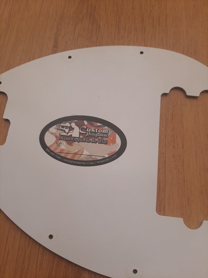 Golpeador WD Custom Pickguard For Music Man Sterling 4-H Bass