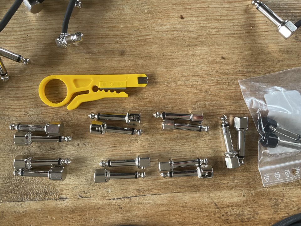 Evidence Audio SIS Plugs + Cable de segunda mano · Foto 2 de 4 · Barcelona · 150 €