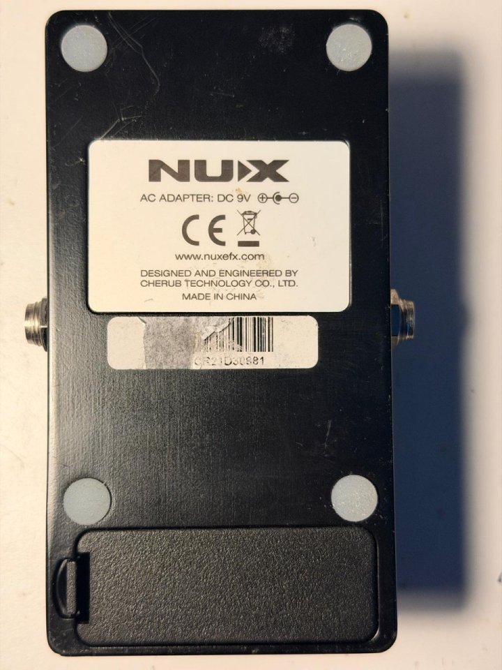 Pedal de efectos NUX Plexi Crunch de segunda mano · Foto 3 de 3 · Burgos · 25 €
