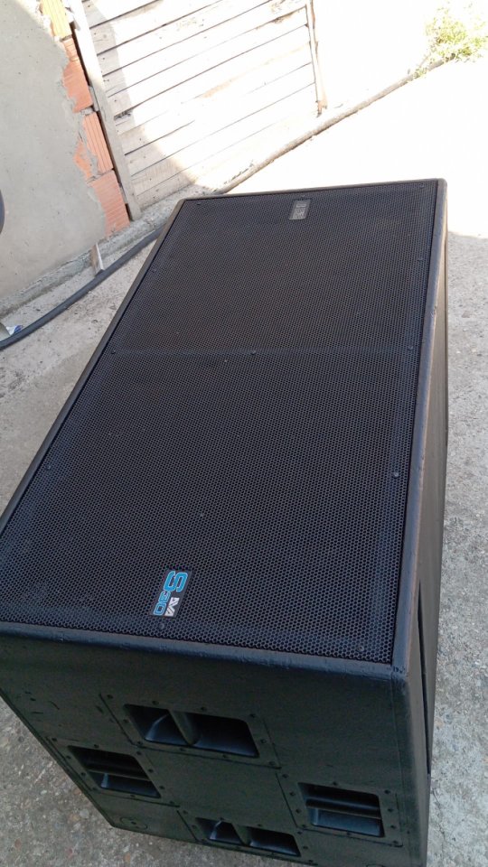 Array Db Tecnologies t12 y s30 de segunda mano · Foto 3 de 9 · Zaragoza · 1 €